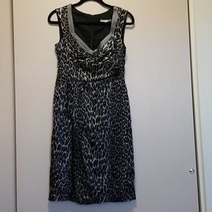 Nanette Leope silk silver/grey leopard dress sz 4